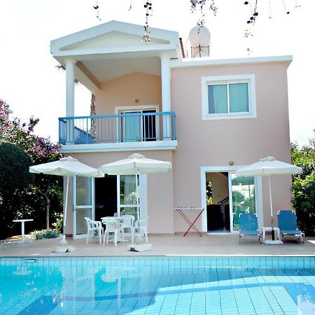 Rododafni Villas Klorakas Habitación foto