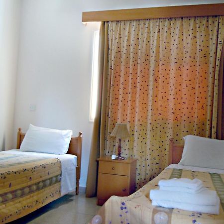 Rododafni Villas Klorakas Exterior foto