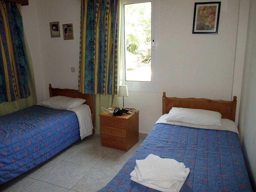 Rododafni Villas Klorakas Exterior foto