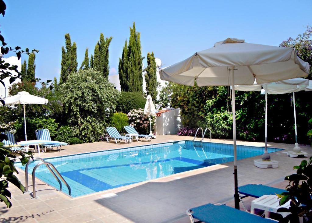 Rododafni Villas Klorakas Habitación foto