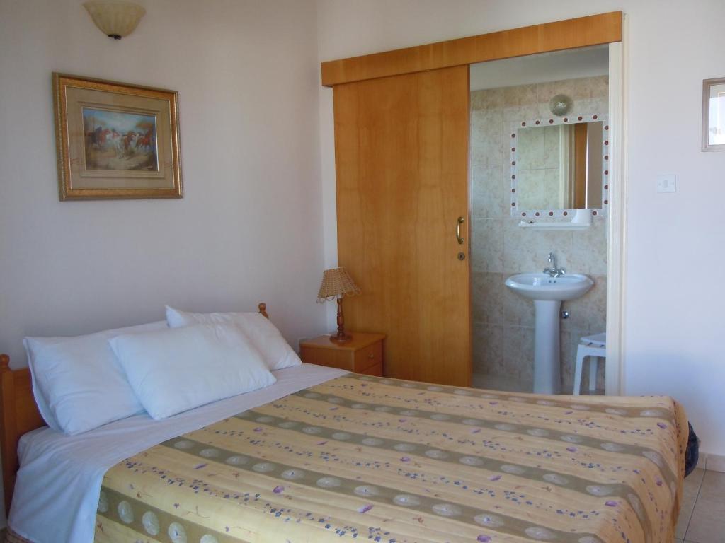 Rododafni Villas Klorakas Habitación foto